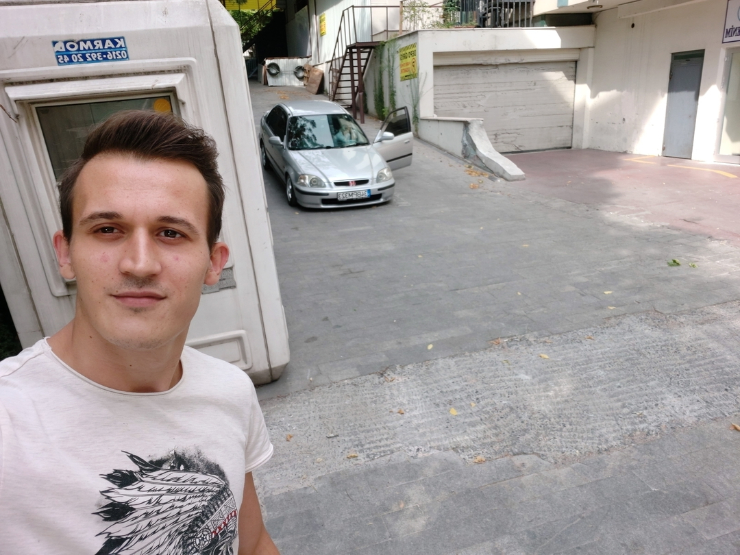 Sezer