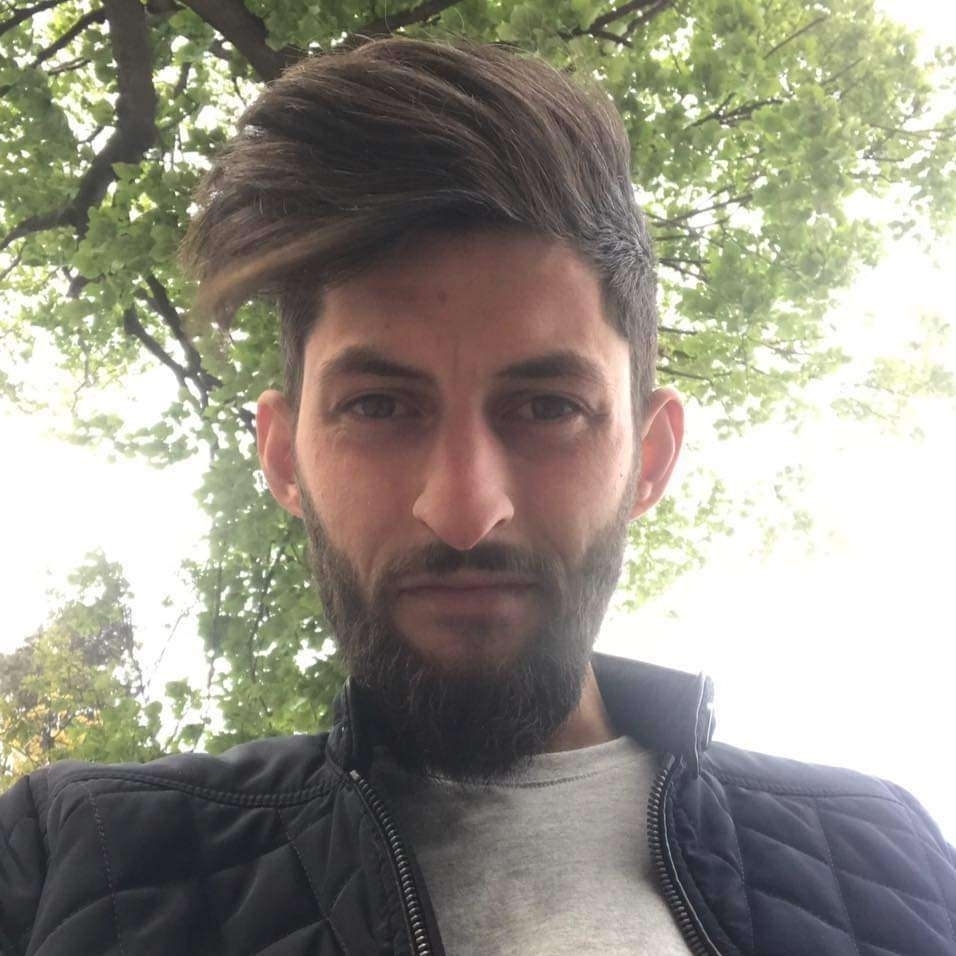 Özgür