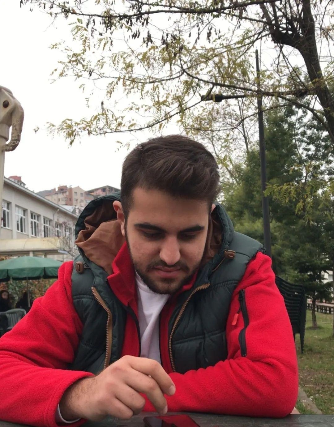 Ali