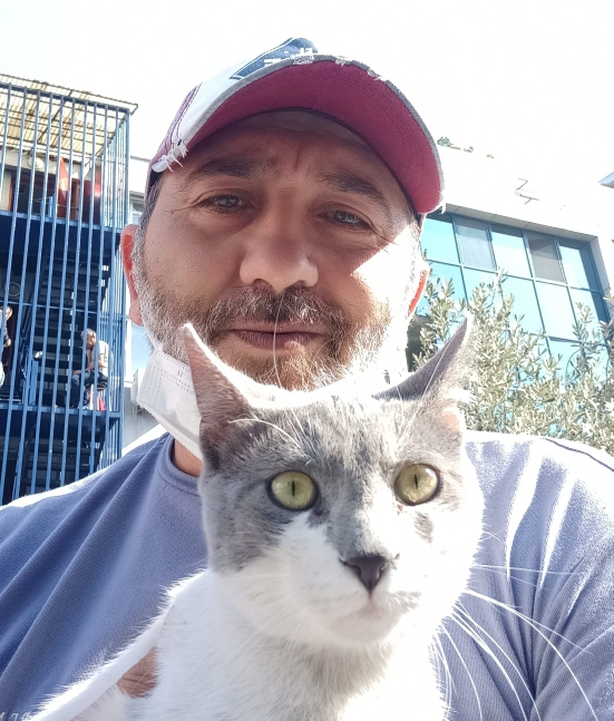 Özgür