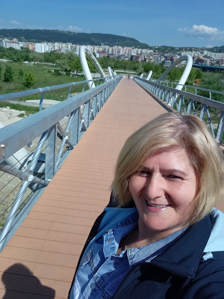 Gülsüm
