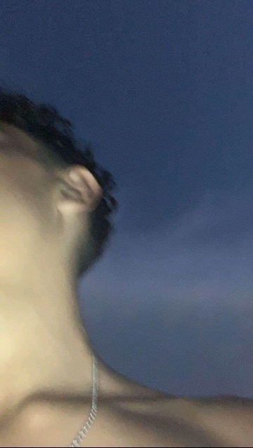 André