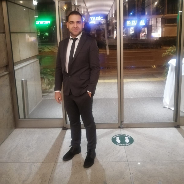 Mahir
