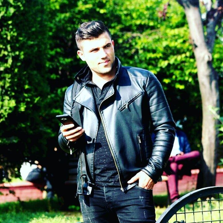 Adil