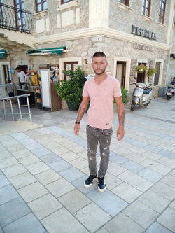 Hüseyin