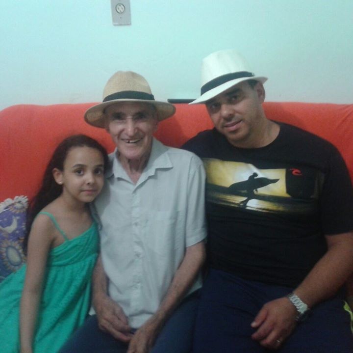 José