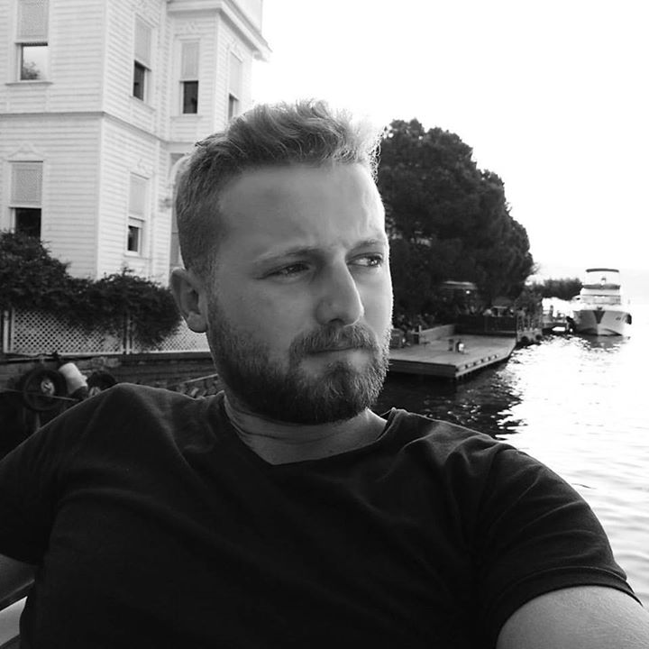 Özgür