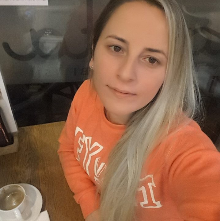 ნათია