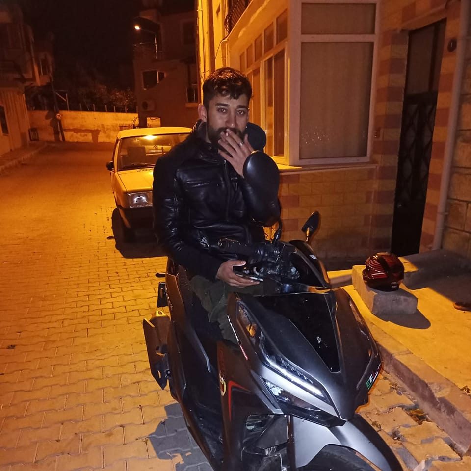 Ali
