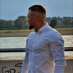 Ali