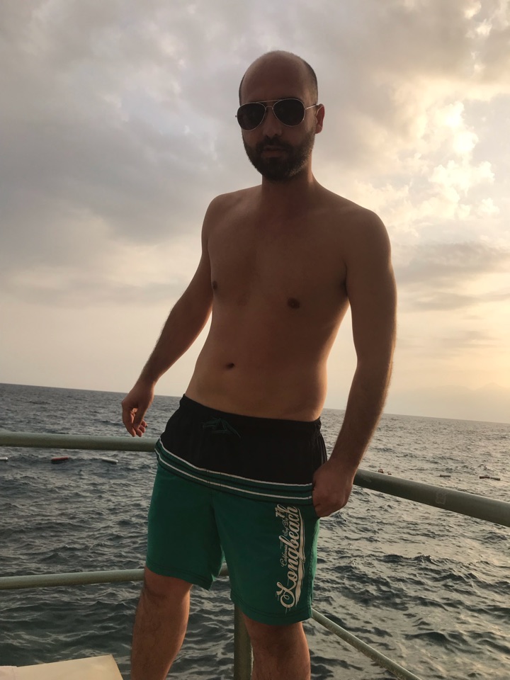 Ali