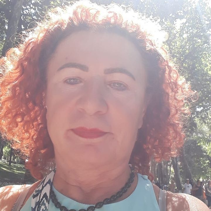 Gülümser