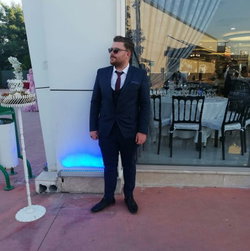 Özgür