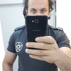 Özgür