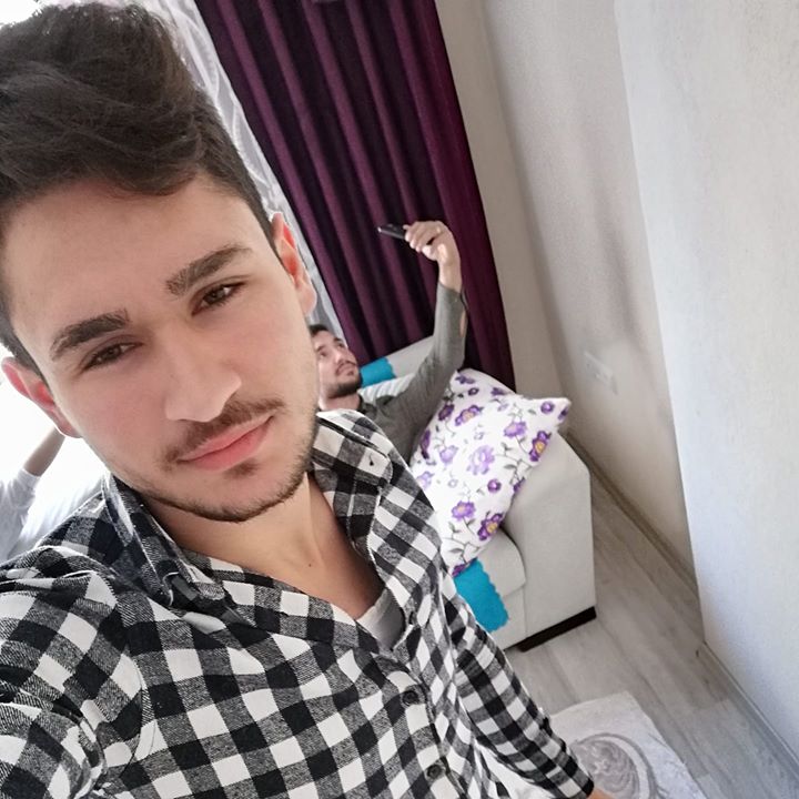 DeMiR