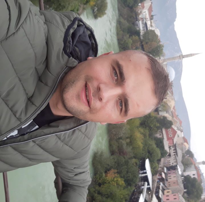 Dejan