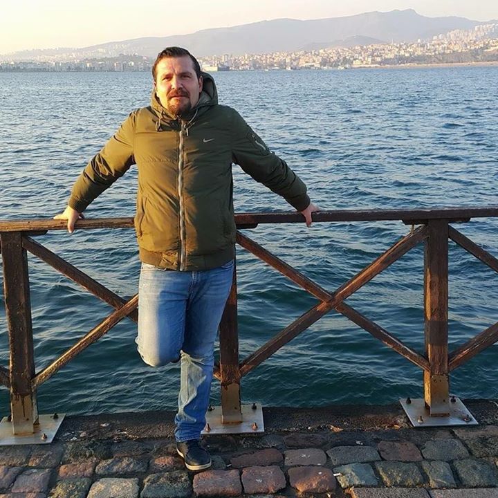 Özgür