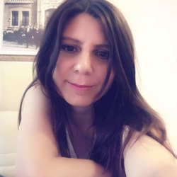 Öznur
