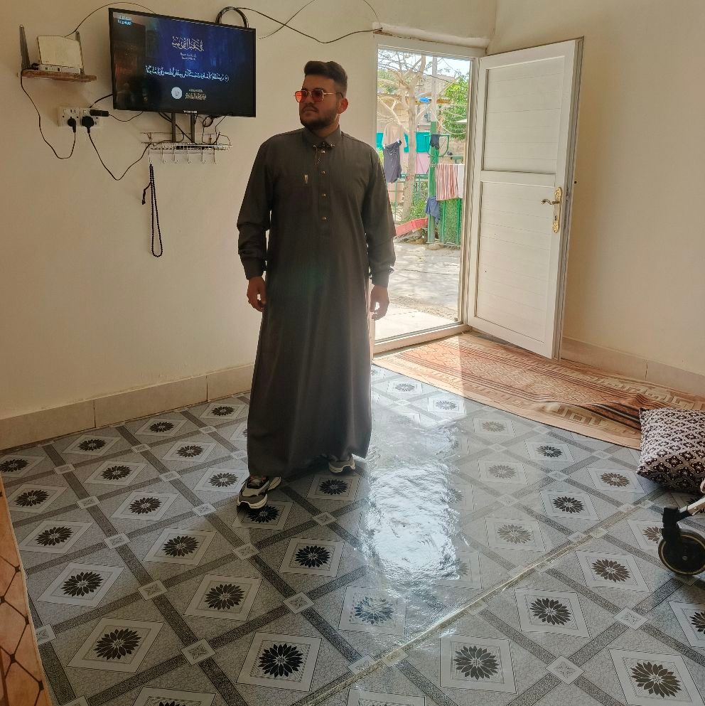 مصطفى