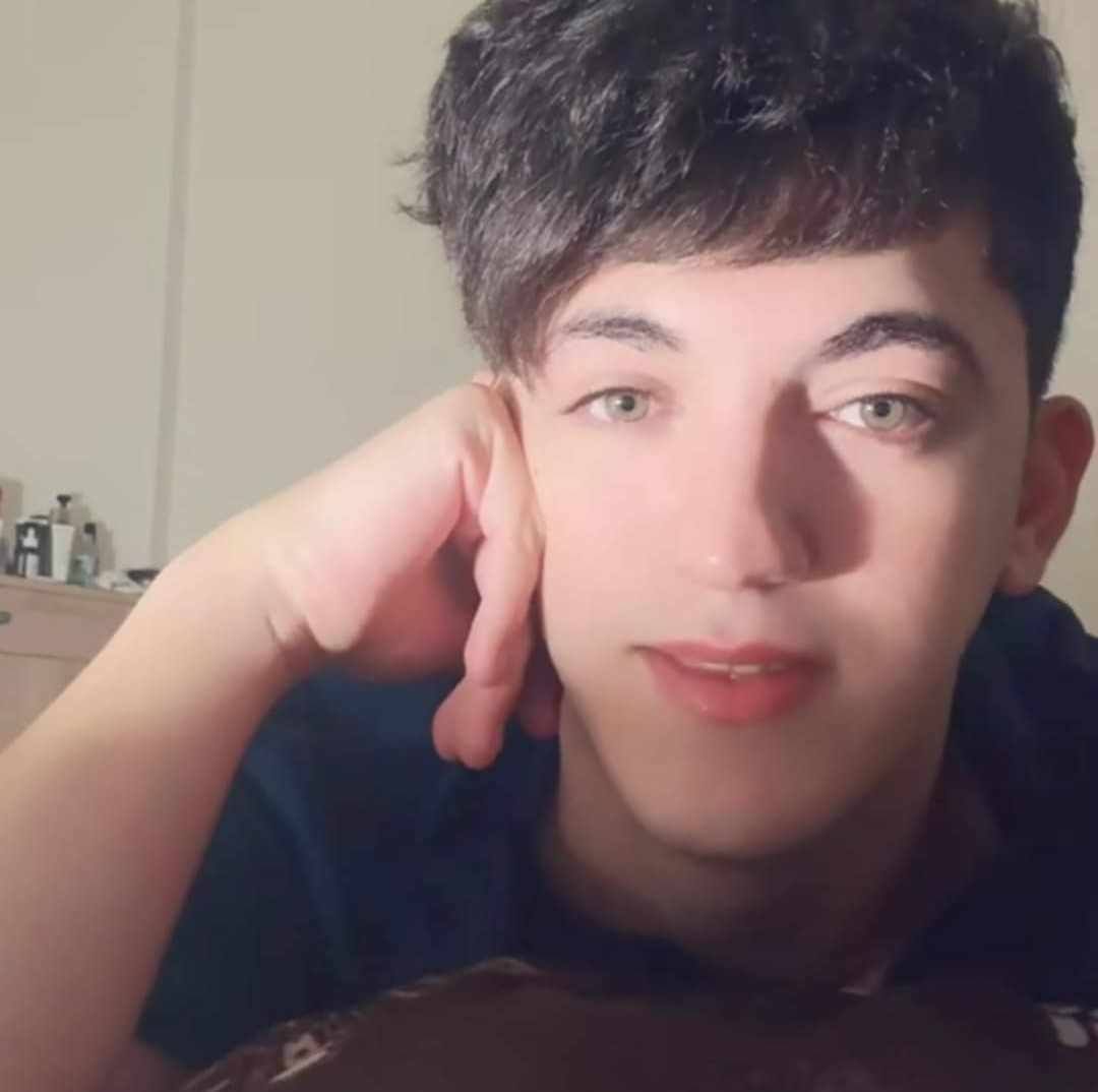 Hjkhhk