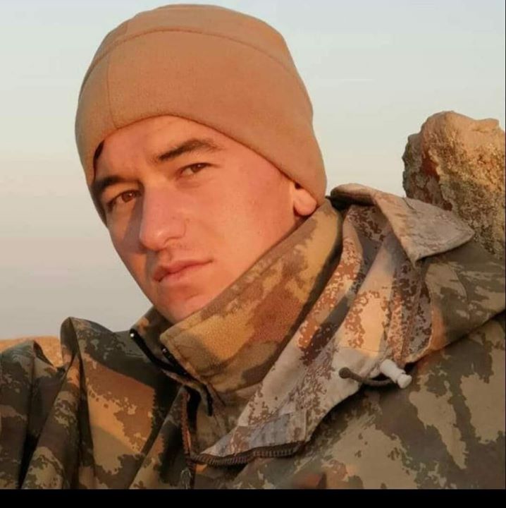 Eşref