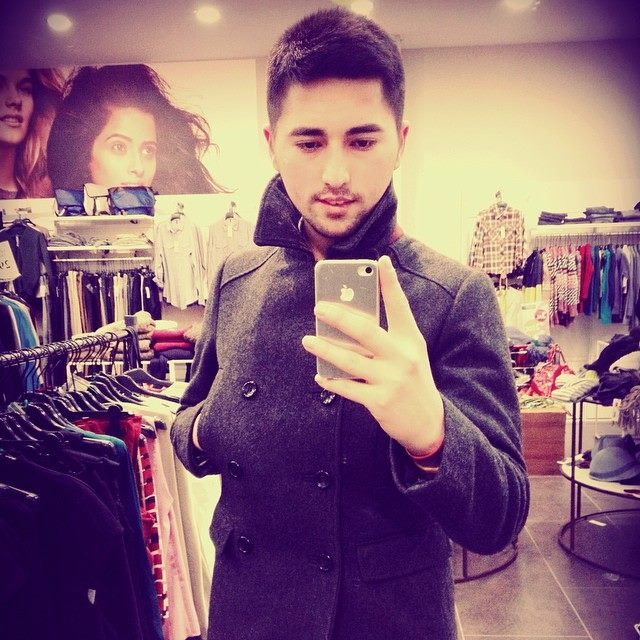 Sezer