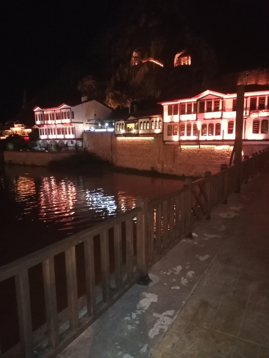 Gülay