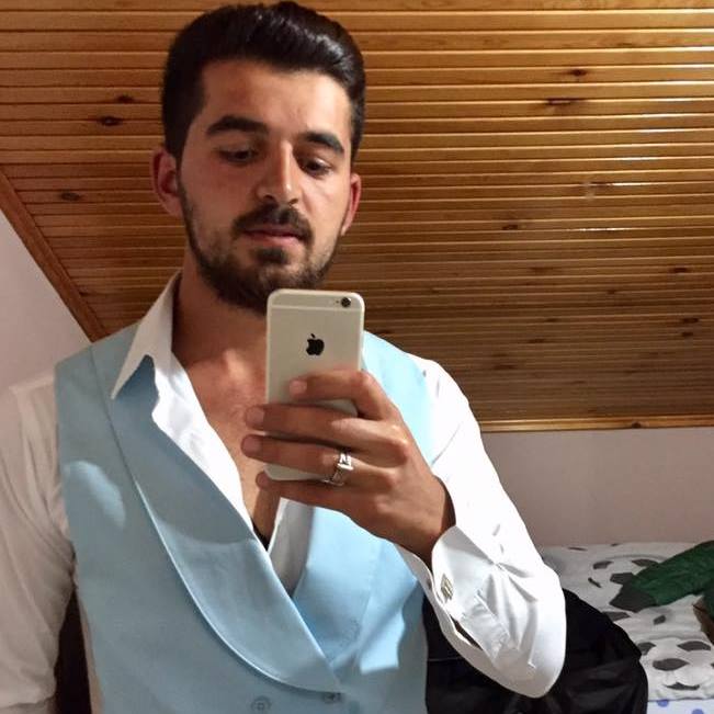 Özgür