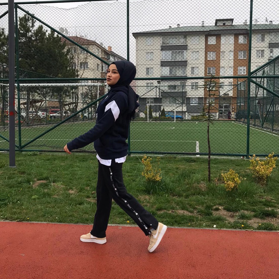 Öznur
