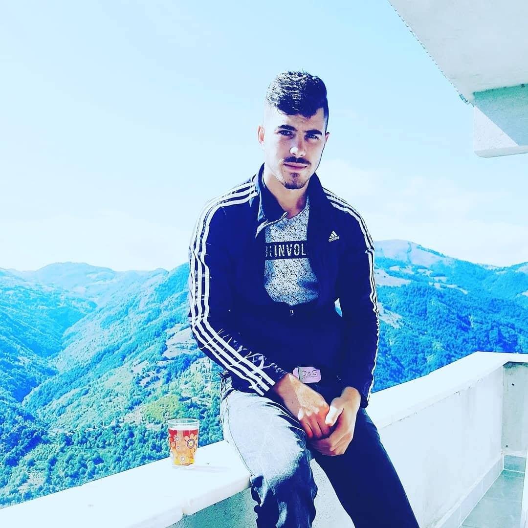 Ünal