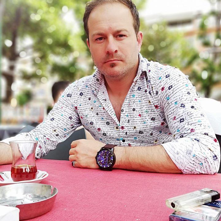 Sarı