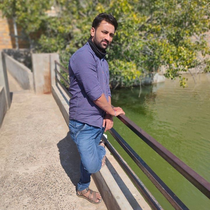 Hasmukh