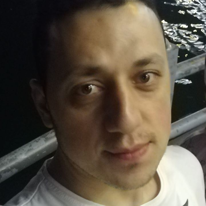 Özgür