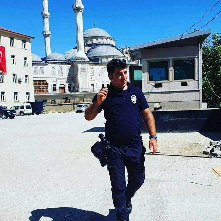 Ali