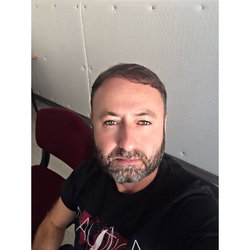 Özgür
