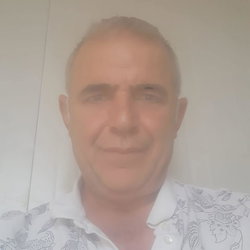 Özgür