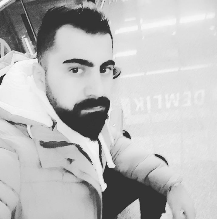 Ali