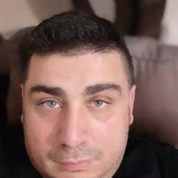 Ali
