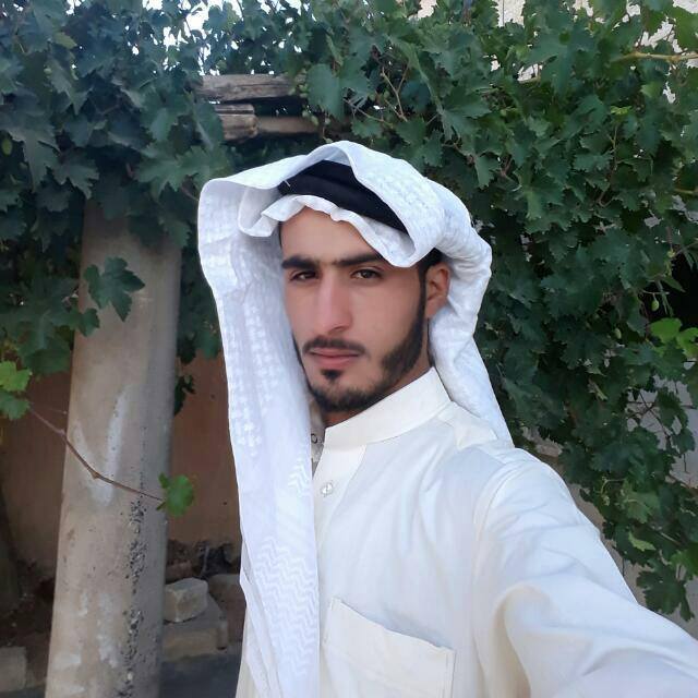 علي
