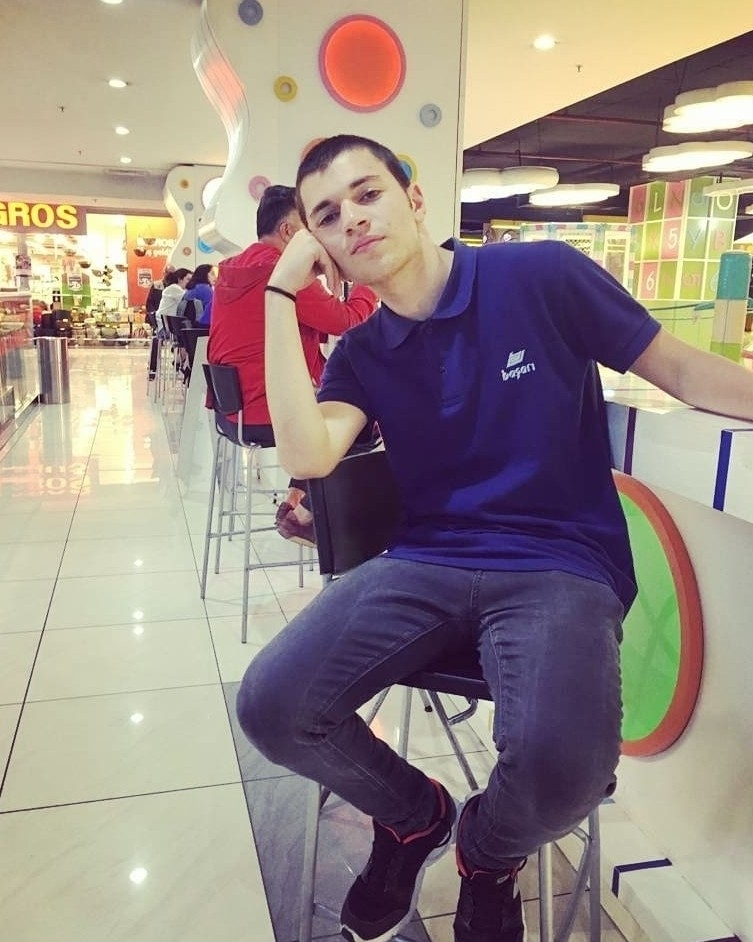 Özay