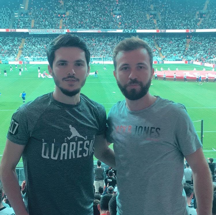 Özgür