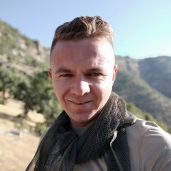 Özgür