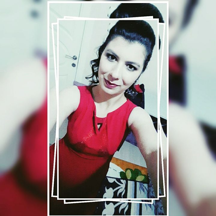 Gülümser