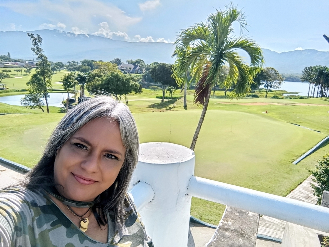 María