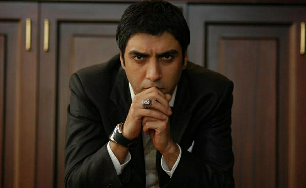 Adil