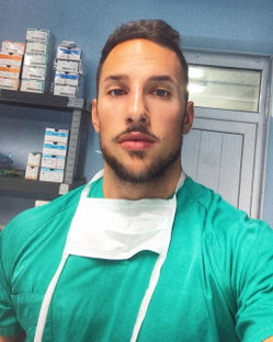 Dr.