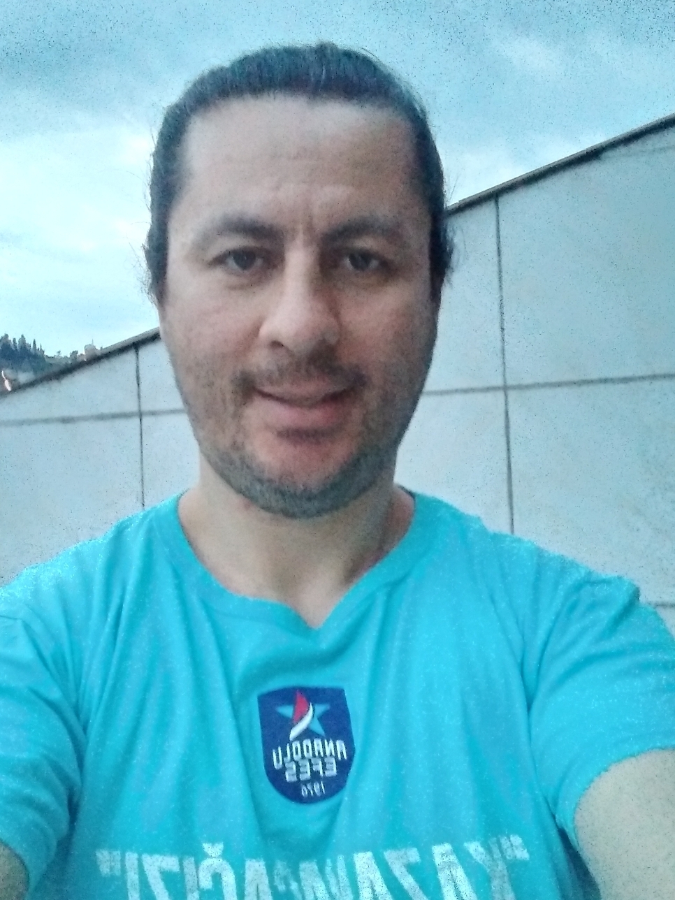 Özgür