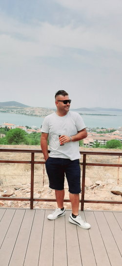 Hüseyin