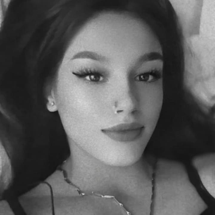 Ayşenur