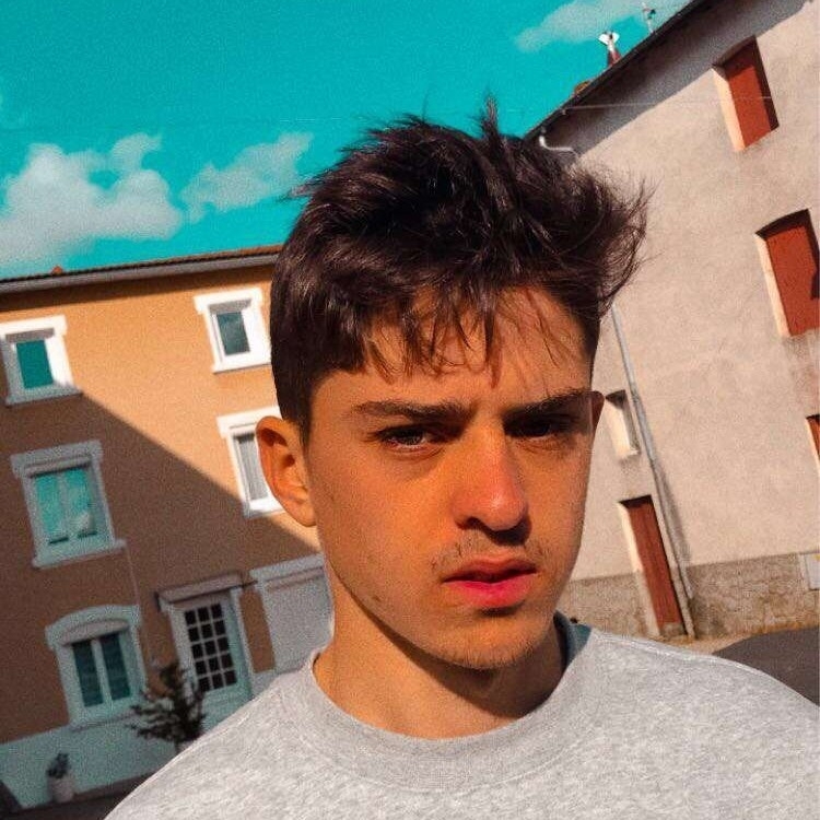 HUGO